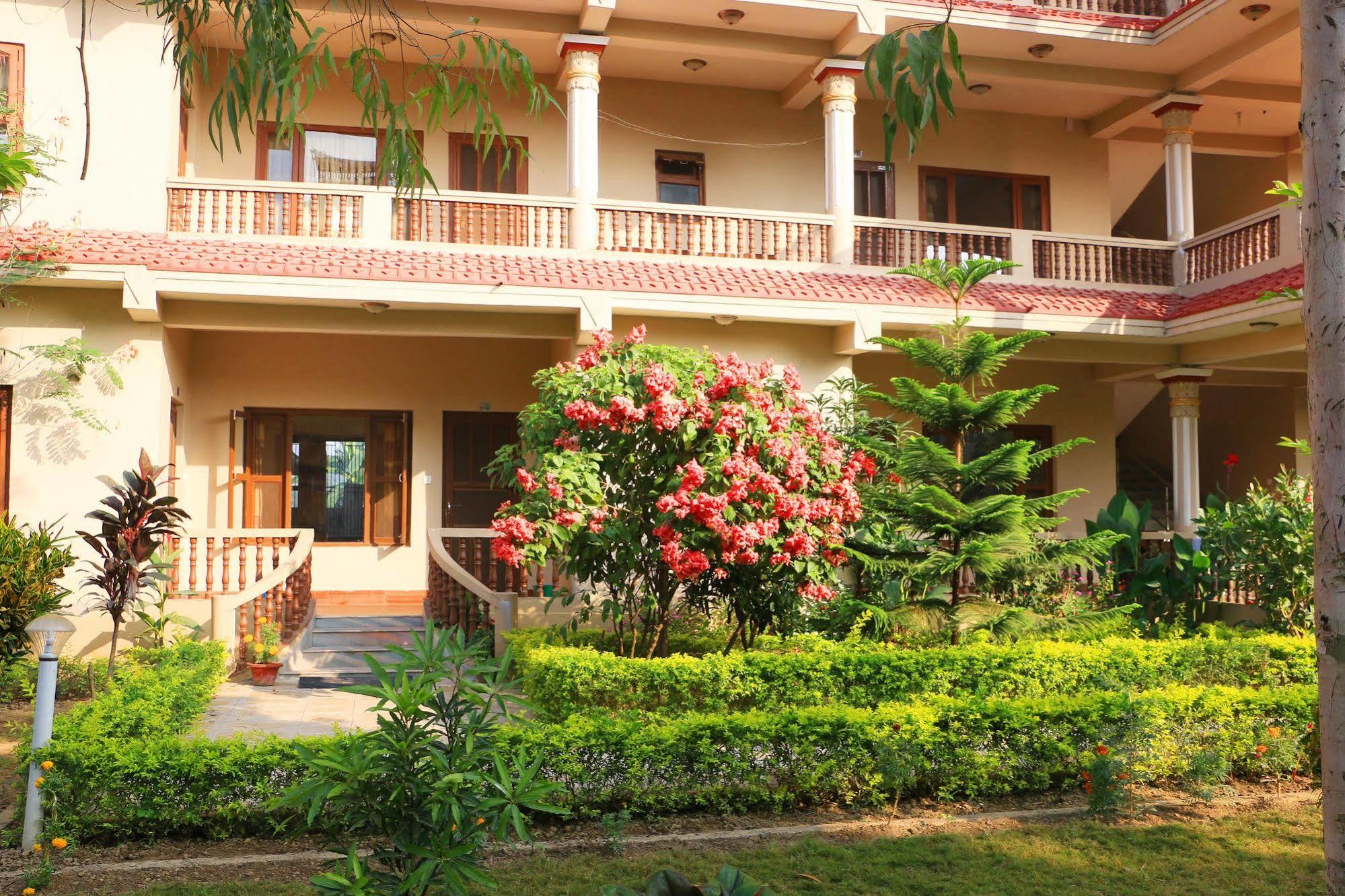 Hotel Royal Safari 사우라하 외부 사진