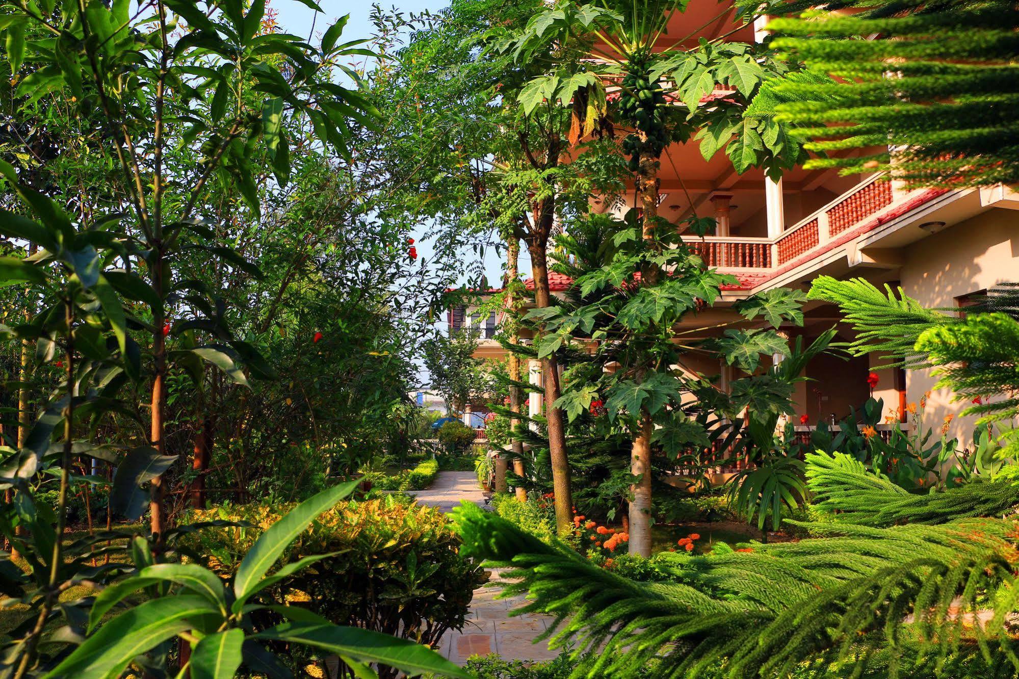 Hotel Royal Safari 사우라하 외부 사진